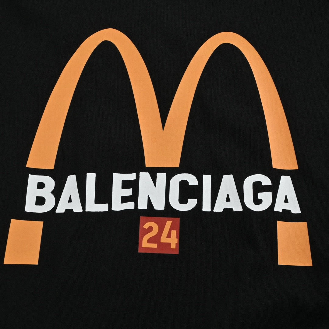Balenciaga Mcdonald's T-shirt - Black Unisex Streetwear Limited Edition - <span>Unique and playful design. Features a bold Balenciaga logo inspired by the iconic McDonald's arches.