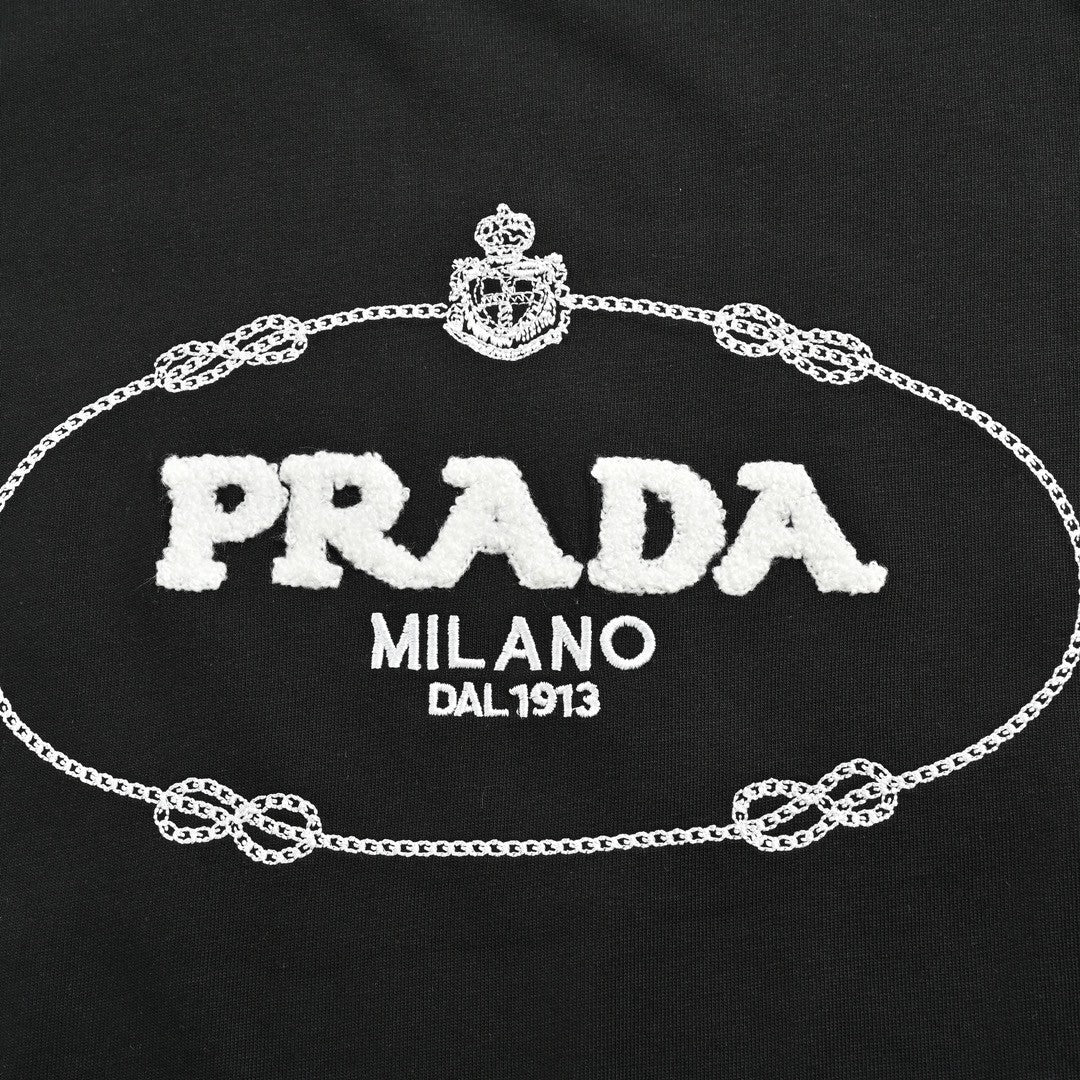 Prada Milano Logo T-shirt - Black Unisex Streetwear Limited Edition - <span>This Prada Milano t-shirt features a classic design with a black and white Prada Milano