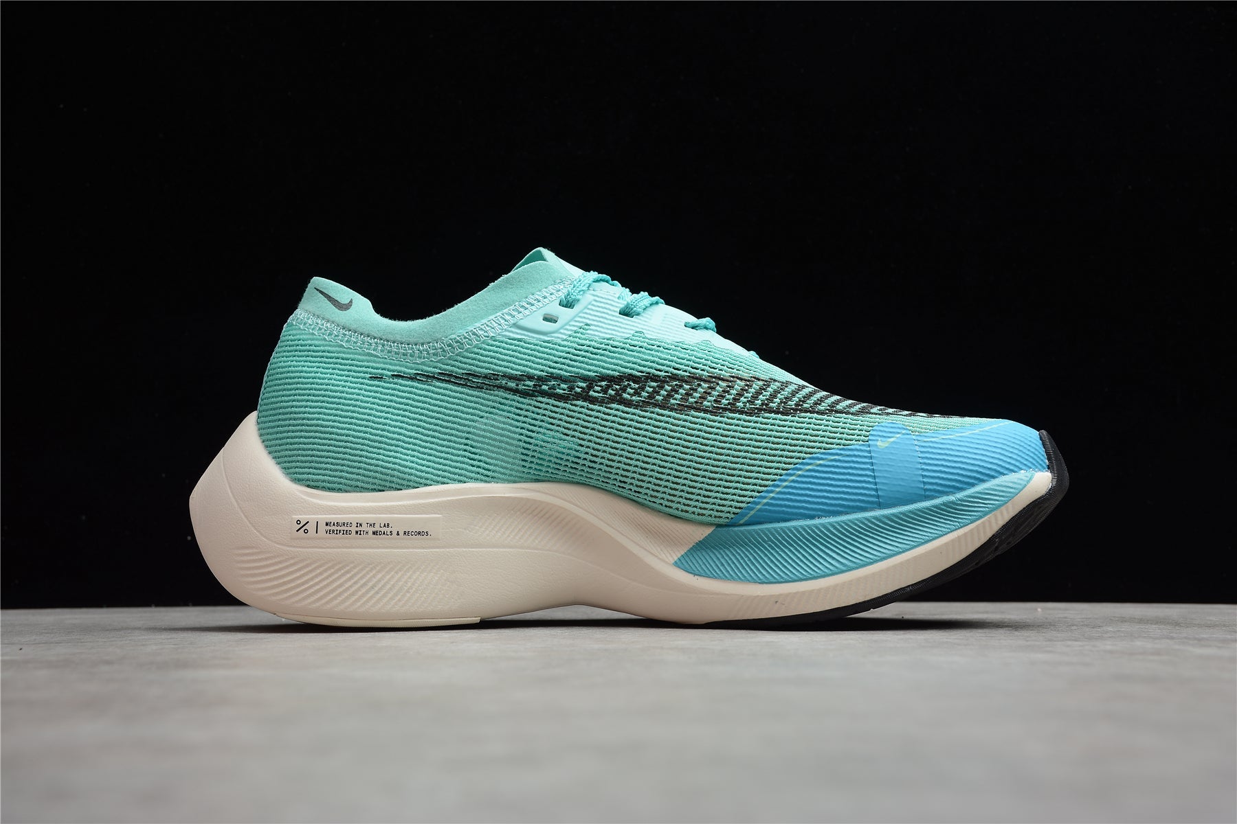 Zoom - Vaporfly Ne - T% 2 Turquoise And - White Unisex Streetwear Limited Edition - ### Nike ZoomX Vaporfly NEXT% 2 The Nike ZoomX Vaporfly NEXT% 2 is designed for