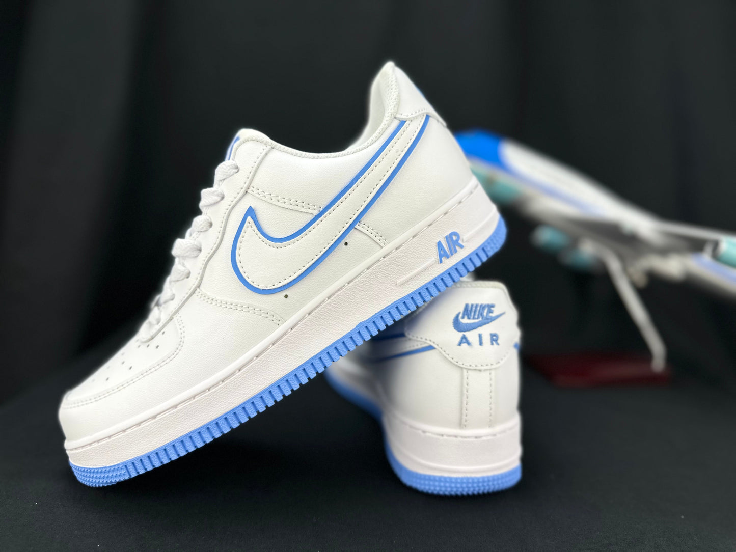 NIKE Air Force 1 'double Swoosh - Blue' - White Unisex Streetwear Limited Edition - Nike Air Force 1 'Double Swoosh White/Blue' The Nike Air Force 1 'Double Swoosh White/Blue'