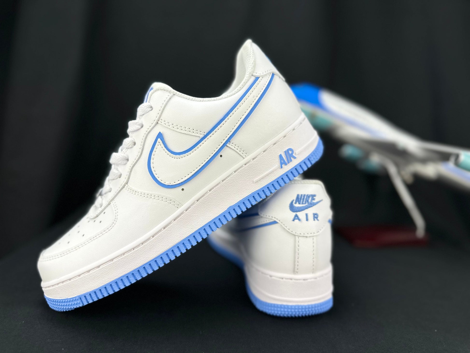 NIKE Air Force 1 'double Swoosh - Blue' - White Unisex Streetwear Limited Edition - Nike Air Force 1 'Double Swoosh White/Blue' The Nike Air Force 1 'Double Swoosh White/Blue'