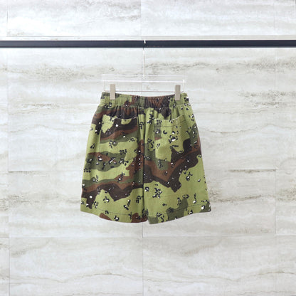 GALLERY Dept Hoodie - Red Unisex Streetwear Limited Edition - **Gallery Dept. Camouflage Shorts: Detailed Product Description** The Gallery Dept. Camouflage Shorts are a stylish