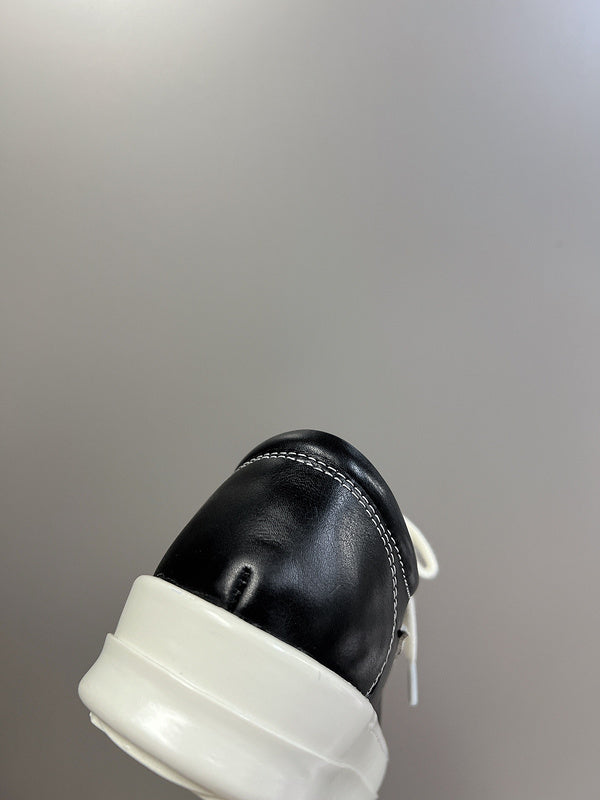 Rick Owens Low-top Sneakers - Leather - Black Unisex Streetwear Limited Edition - ### Rick Owens Low-Top Sneakers - Black Leather Discover the perfect blend of high fashion