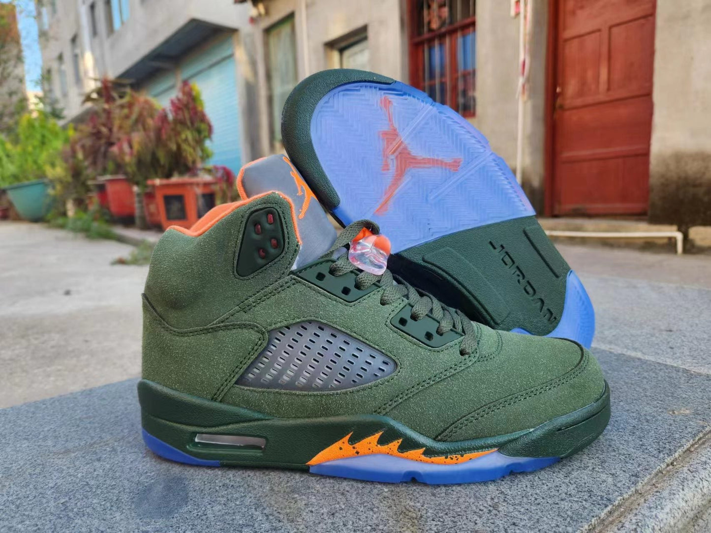 Jordan 5 And Orange T-Shirt - Green Unisex Streetwear Limited Edition - Elevate your sneaker collection with the Air Jordan 5 in a unique green and orange