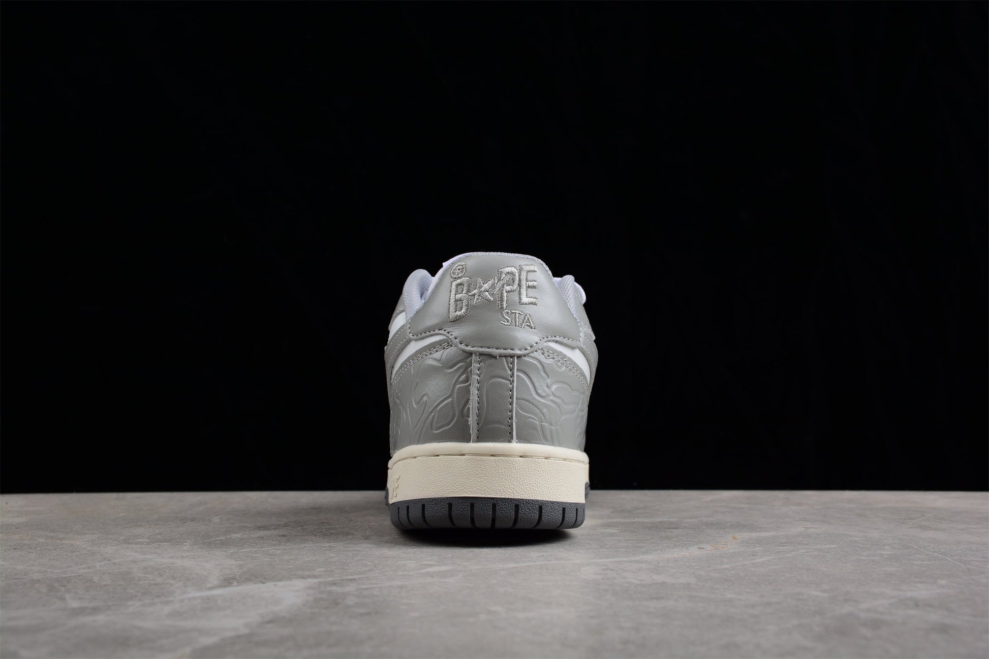 BAPE Sta Low-top Sneakers In And Gray - White Unisex Streetwear Limited Edition - **BAPE STA Low-Top Sneakers in White and Gray** Introducing the BAPE STA Low-Top Sneakers in