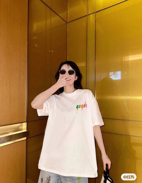 Gucci Lightning Logo T-shirt (cream) Unisex Streetwear Limited Edition - <p dir='ltr'><span>This Gucci t-shirt features a vibrant lightning logo design. The cream shirt showcases