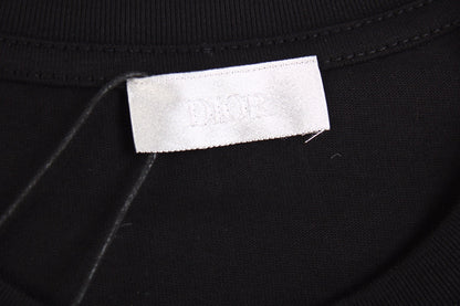 Dior T-shirt With Tools And Logo Design - Black Unisex Streetwear Limited Edition - <p dir='ltr'><span>This Dior t-shirt features a unique tools and logo design. It is black