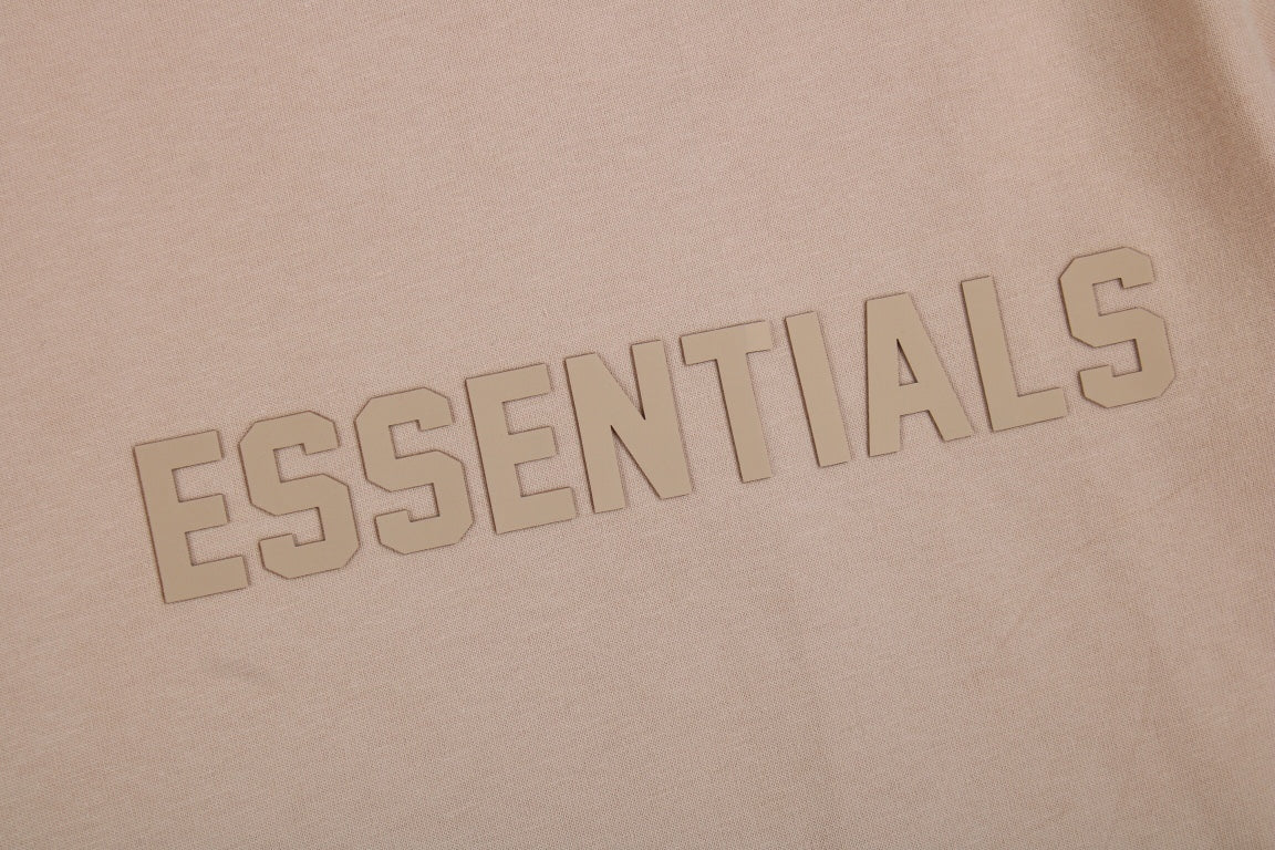 Fear Of God Essentials T-shirt - Beige Unisex Streetwear Limited Edition - <p dir='ltr'><span>This Fear of God Essentials t-shirt features a simple, minimalist design in a