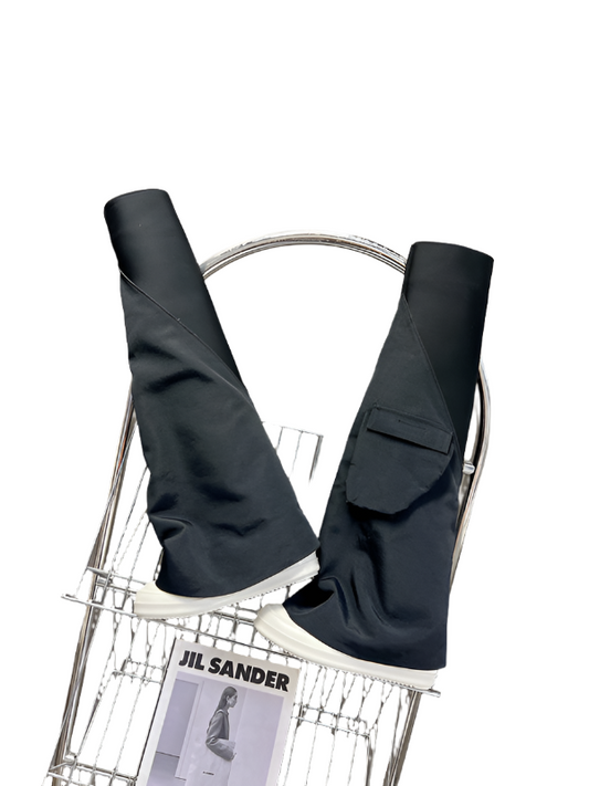 Rick Owens Over-the-knee Boots - Black Unisex Streetwear Limited Edition - **Rick Owens Black Over-the-Knee Boots: The Epitome of Bold Fashion** Step into the realm of
