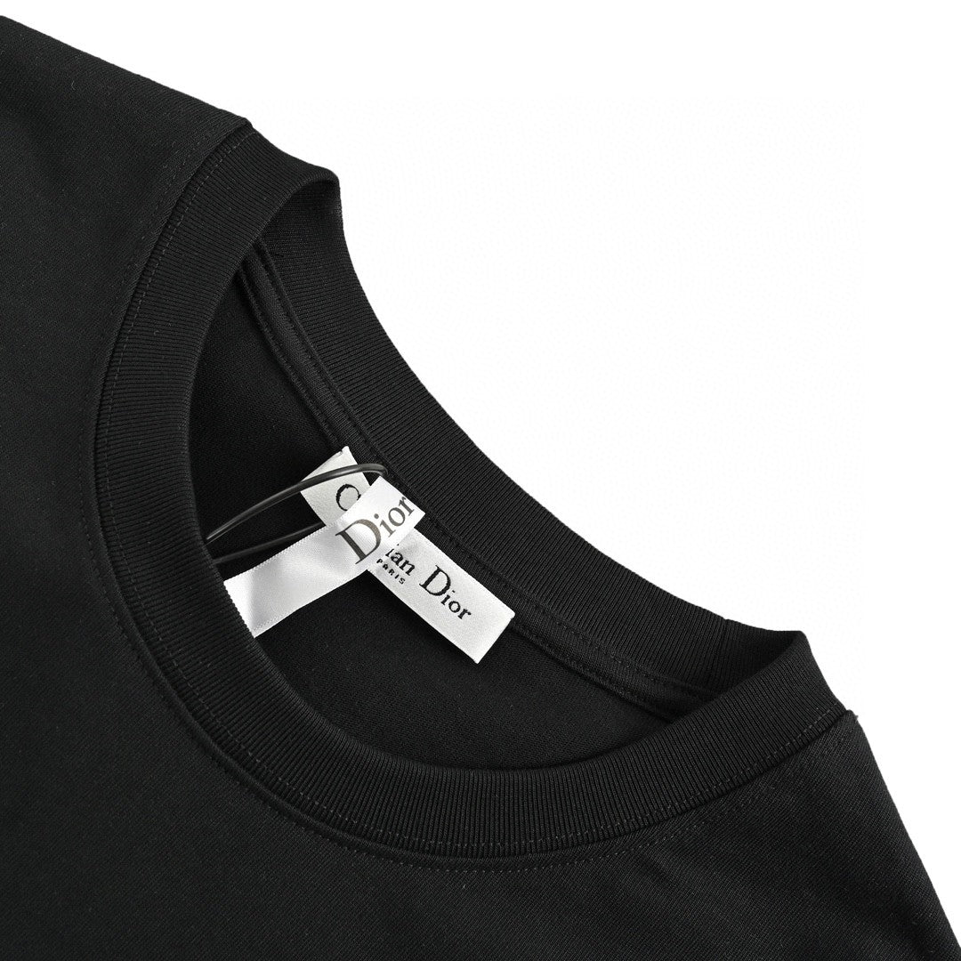 Dior Scribble Design T-shirt - Black Unisex Streetwear Limited Edition - This Dior t-shirt features a unique scribble design forming the iconic Dior logo. Made from