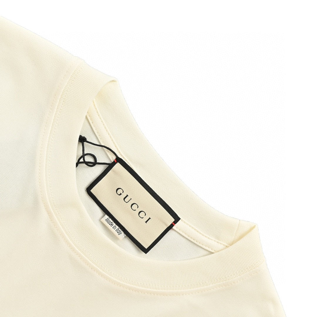 Camiseta Gucci con logo de manzana (blanca)
