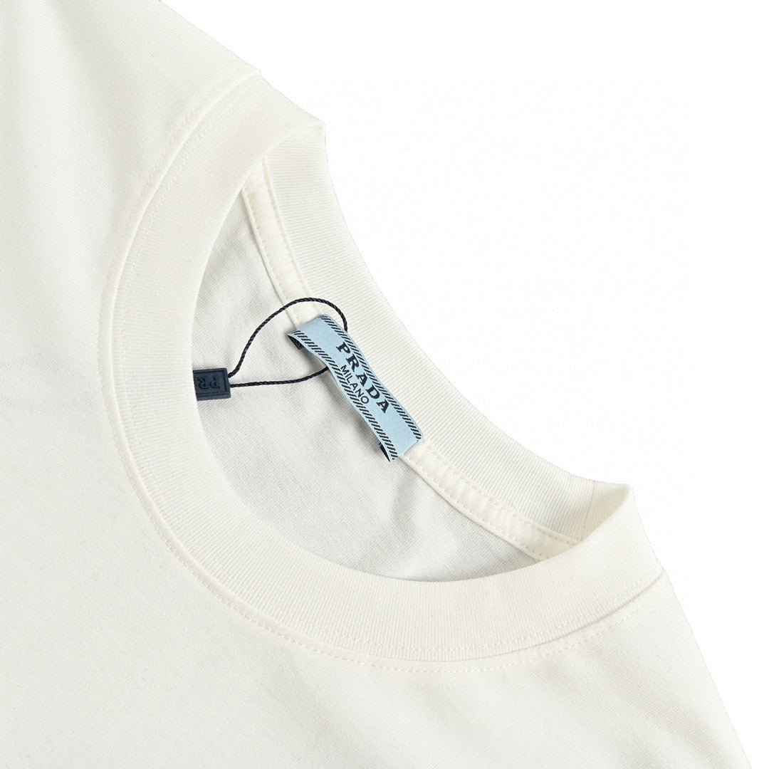 Prada Milano Emblem T-shirt - White Unisex Streetwear Limited Edition - This Prada t-shirt features a classic design with the Prada Milano logo and a black