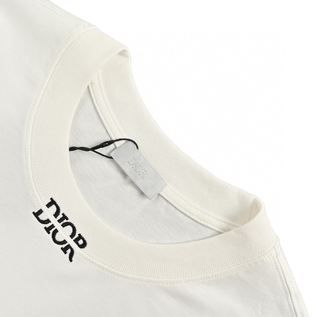 Dior Minimalist T-shirt - White Unisex Streetwear Limited Edition - This Dior t-shirt features a minimalist design with 'Dior' text near the collar. Made from