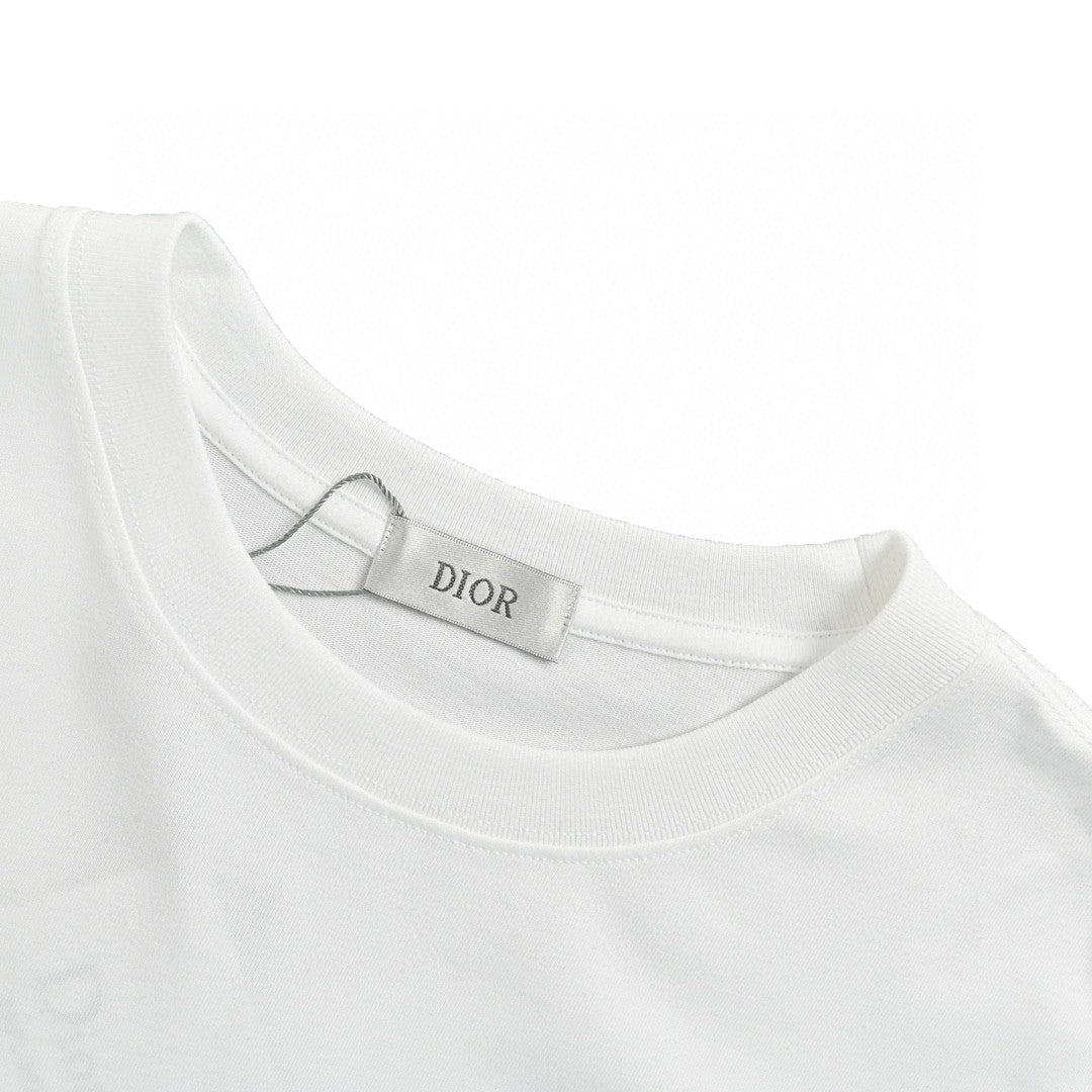 Dior Dripping Logo T-shirt (white) Unisex Streetwear Limited Edition - The Dior Dripping Logo T-Shirt in white is a striking addition to any contemporary wardrobe.