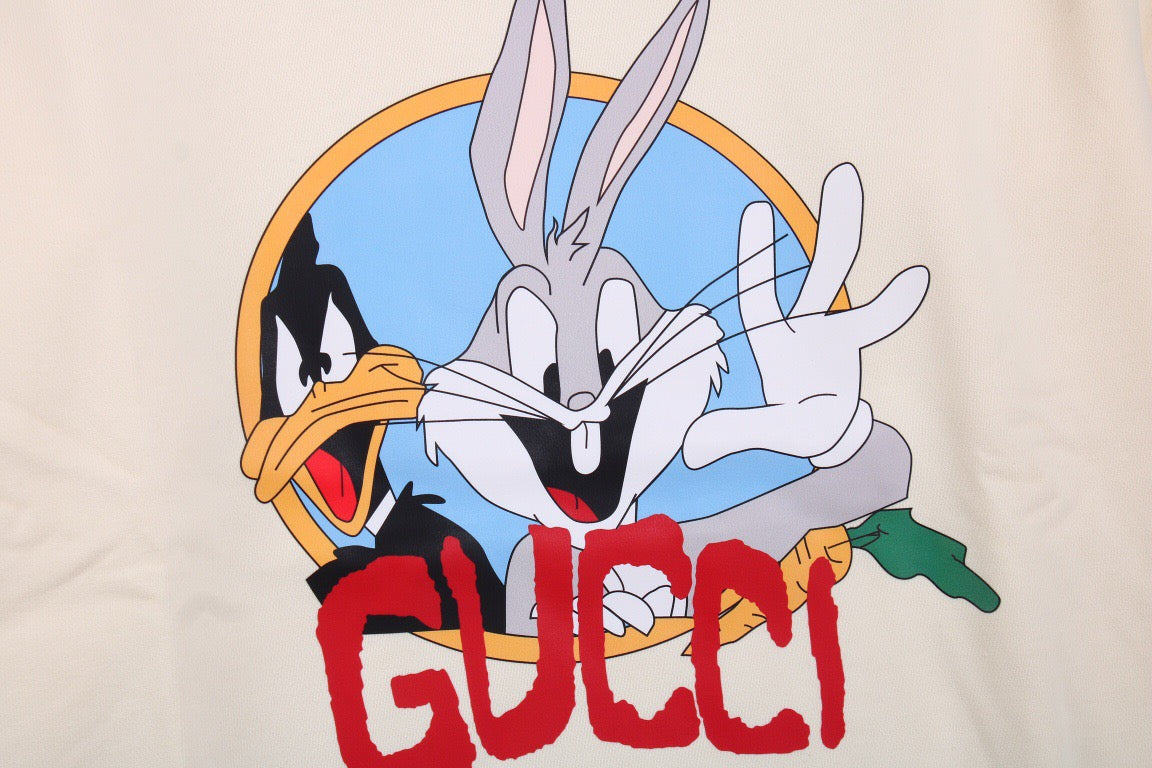Gucci Bugs Bunny Sweatshirt - - White Unisex Streetwear Limited Edition - This white Gucci sweatshirt features a playful graphic of Bugs Bunny with the iconic Gucci