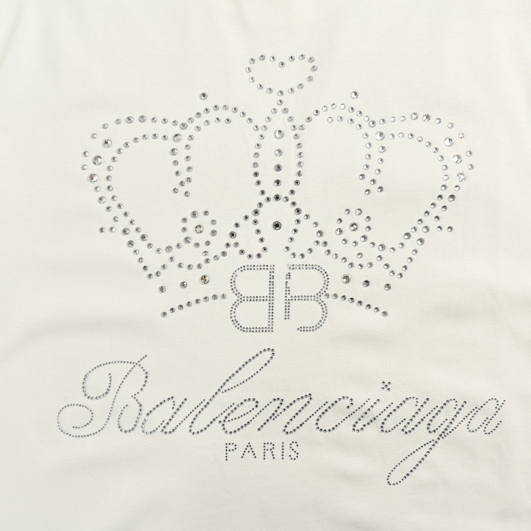 Balenciaga Plain T-shirt - White Unisex Streetwear Limited Edition - This Balenciaga Plain White T-Shirt offers a clean and minimalist design, perfect for a classic