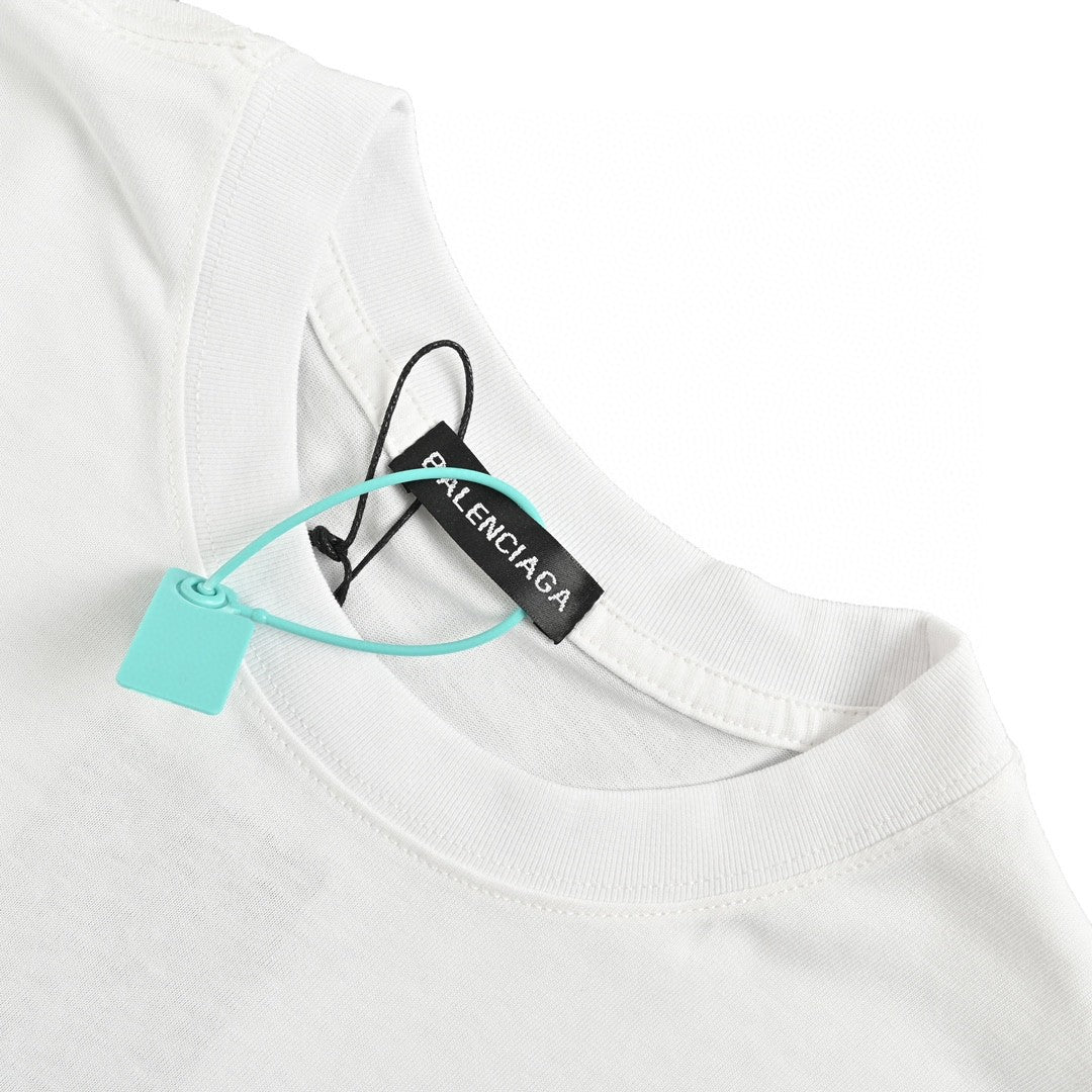 Balenciaga Paris T-shirt (white) Unisex Streetwear Limited Edition - This white Balenciaga Paris T-shirt offers a minimalist yet stylish design perfect for casual wear.