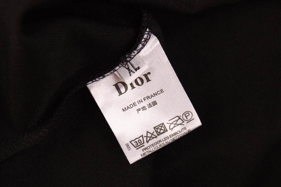 Polo Dior con diseño de logotipo floral