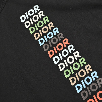 Camiseta Dior - Logotipo vertical multicolor