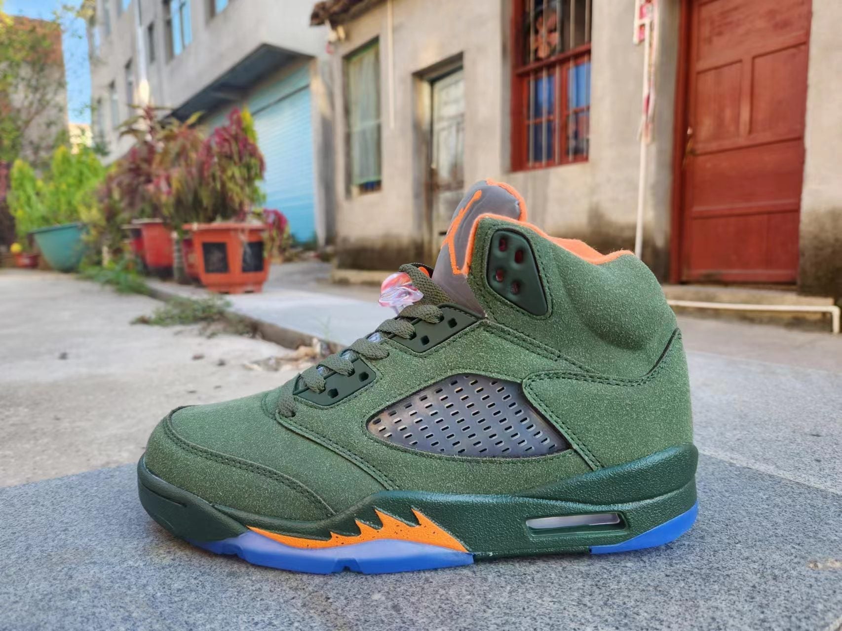 Jordan 5 And Orange T-Shirt - Green Unisex Streetwear Limited Edition - Elevate your sneaker collection with the Air Jordan 5 in a unique green and orange