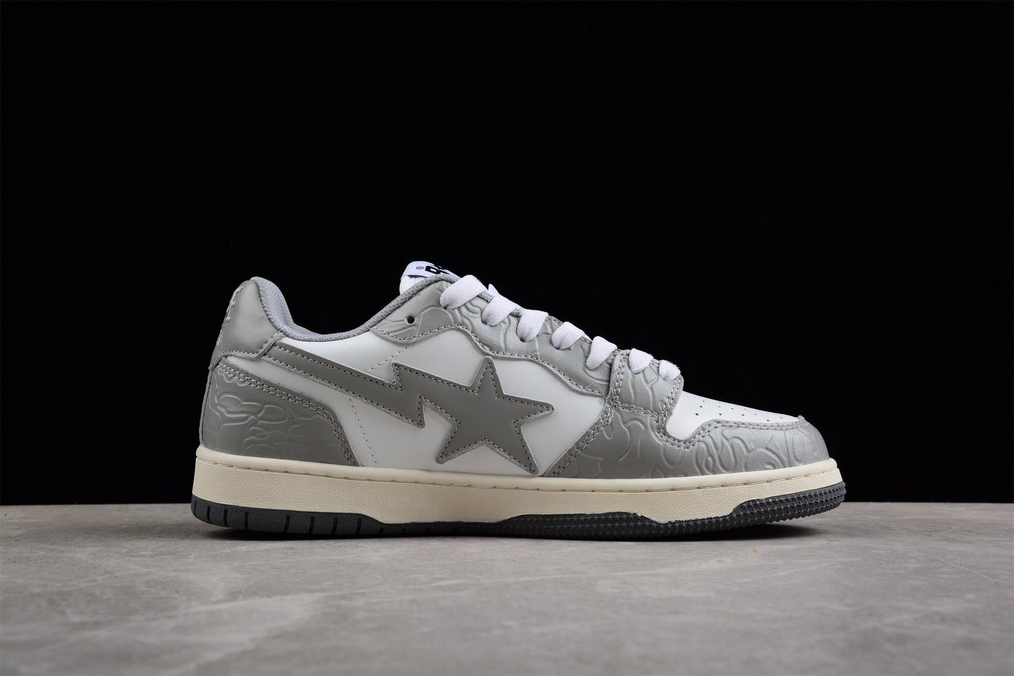 BAPE Sta Low-top Sneakers In And Gray - White Unisex Streetwear Limited Edition - **BAPE STA Low-Top Sneakers in White and Gray** Introducing the BAPE STA Low-Top Sneakers in