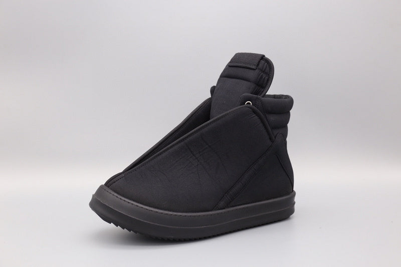 Rick Owens High-top Wrap Sneakers - Black Unisex Streetwear Limited Edition - **Rick Owens Black High-Top Wrap Sneakers: Futuristic Elegance** Elevate your style with the Rick Owens