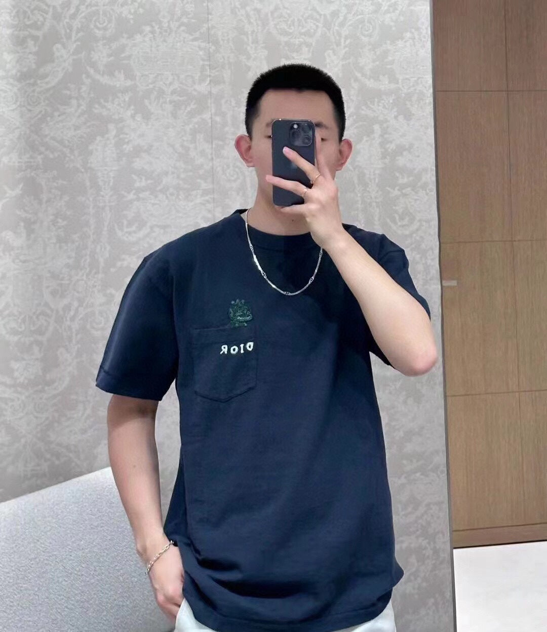 Camiseta Dior con bordado de lagarto - Negra