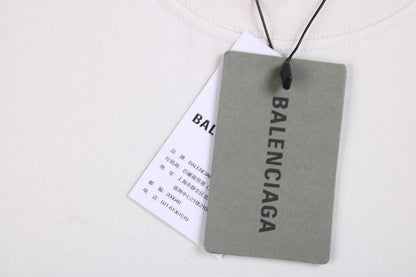 CAMISETA MINIMALISTA BLANCA DE BALENCIAGA