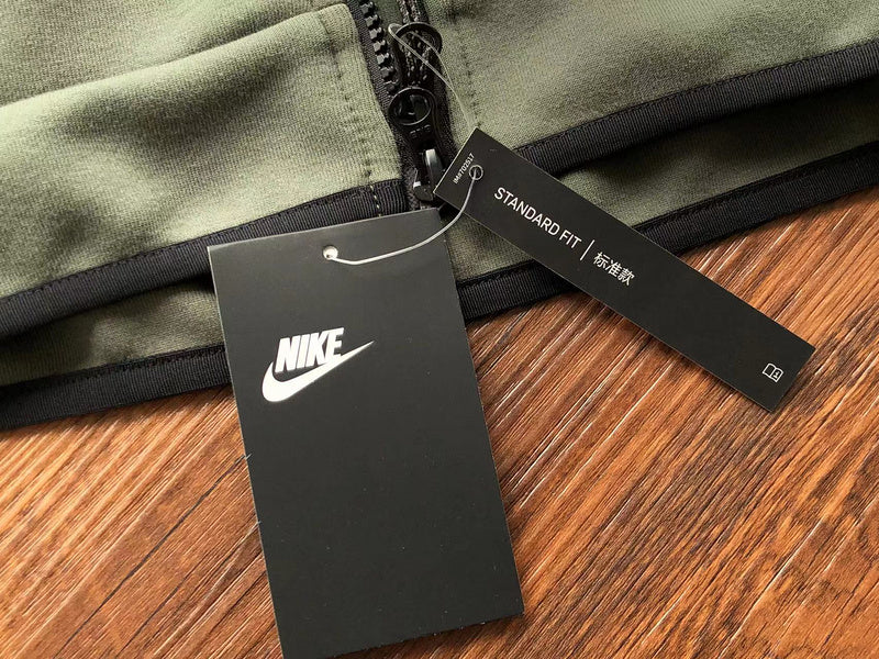 NIKE TECH FLEECE HOODIE x ARMY GREEN