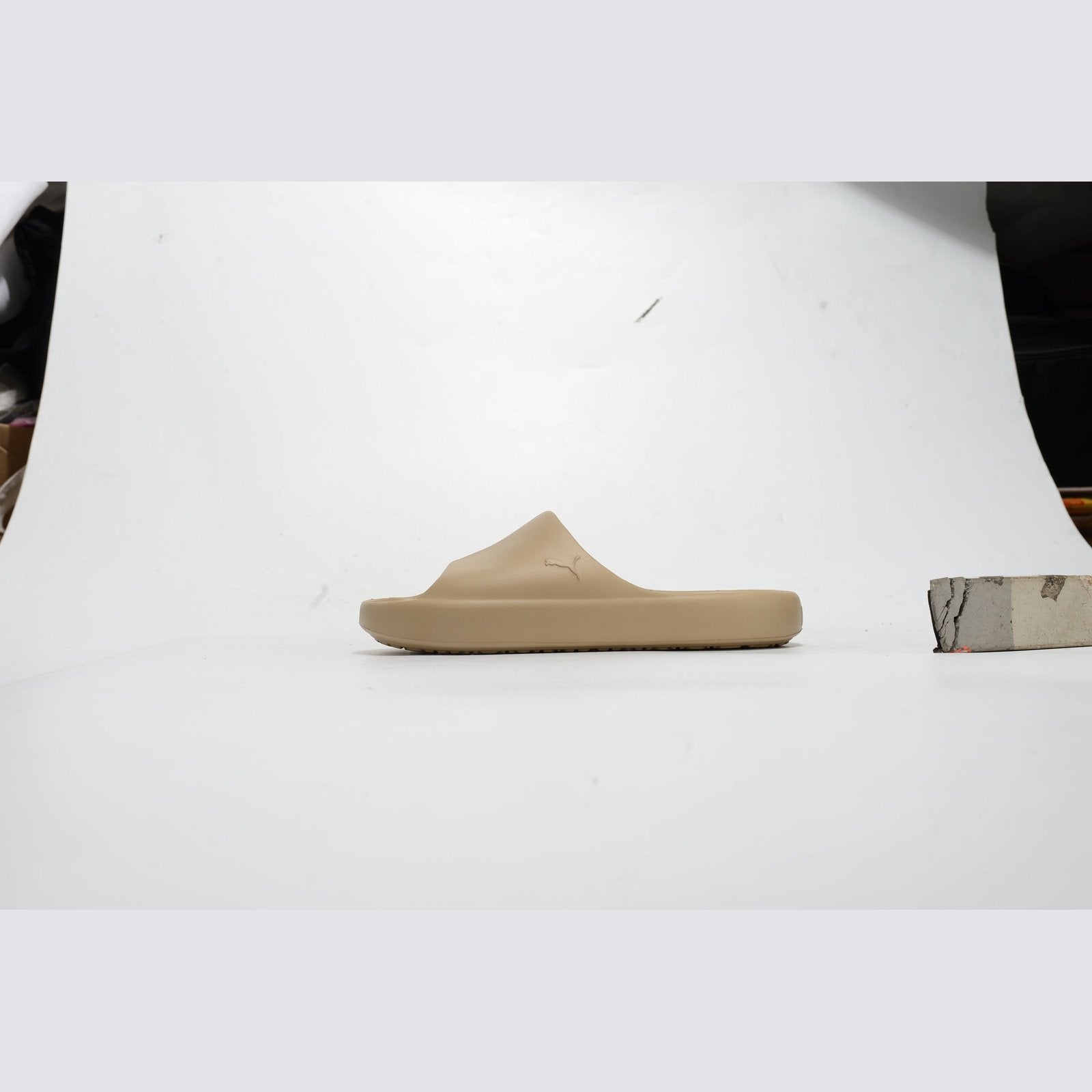 PUMA Shibui Cat Slide - Khaki Light Sand - Red Unisex Streetwear Limited Edition