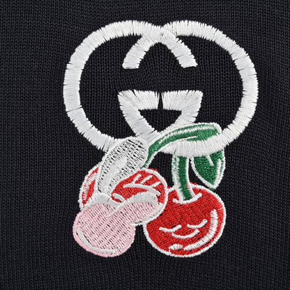 Camiseta Gucci con bordado de cerezas