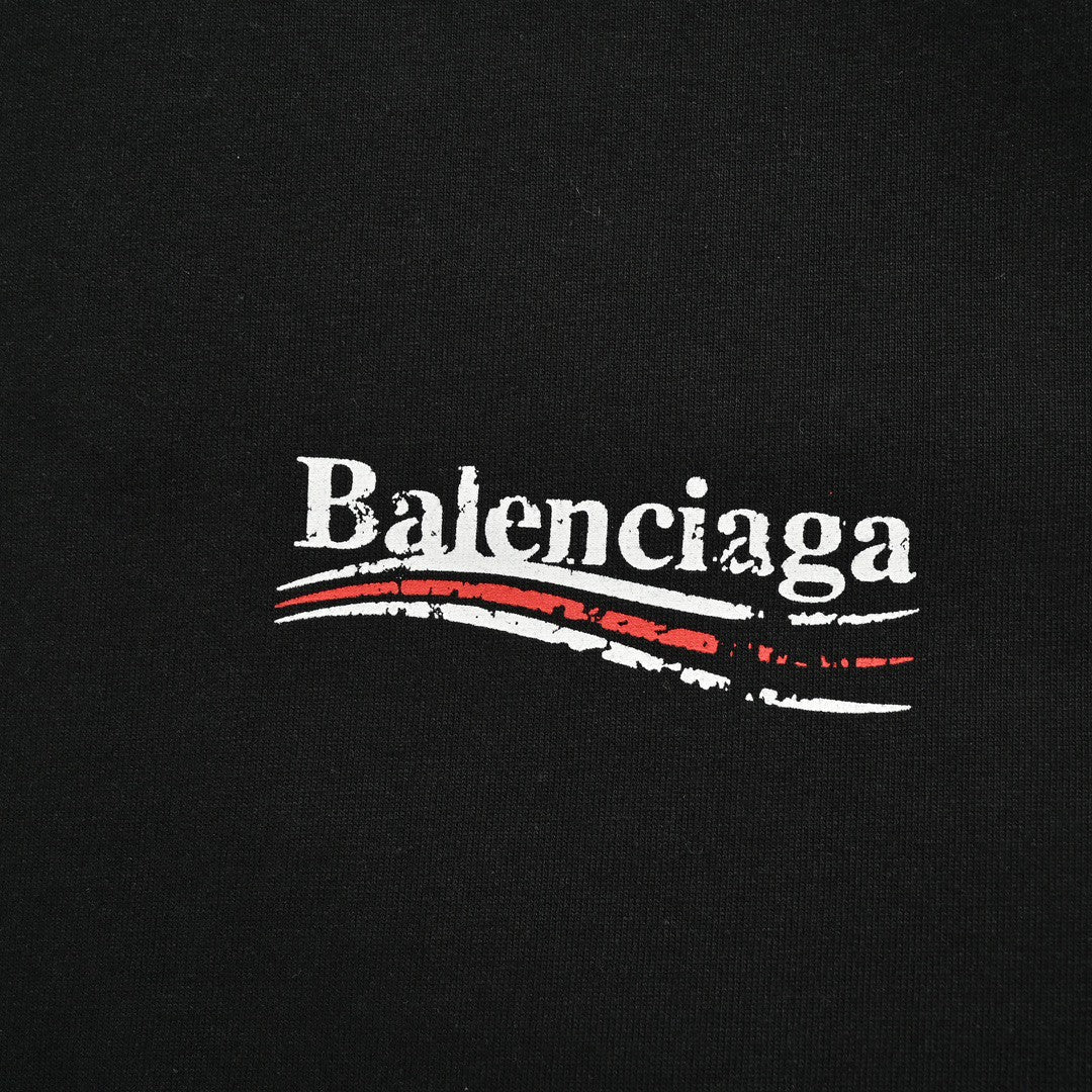 Camiseta negra de campaña política de Balenciaga