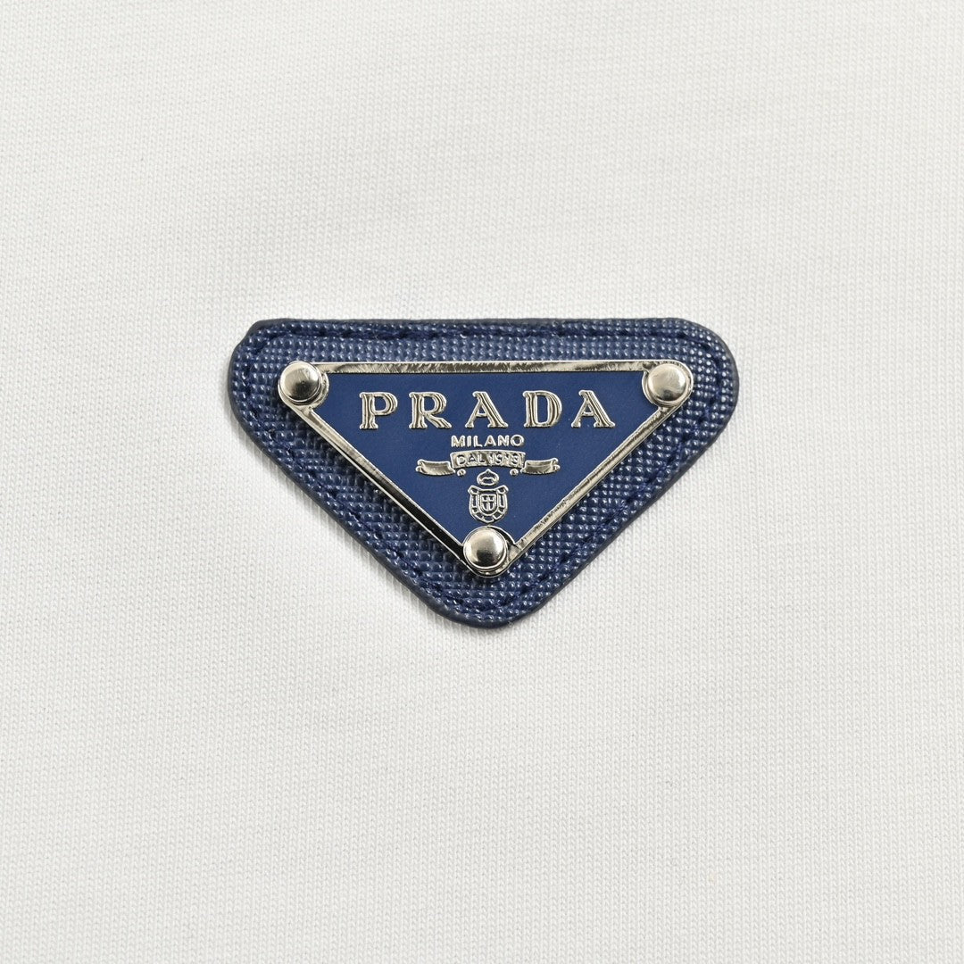 Prada Milano Logo T-Shirt (White) - detail - replica sneakers