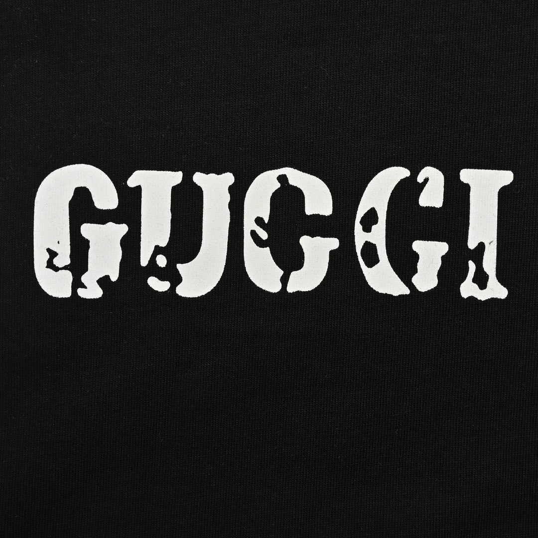 Camiseta Gucci con logo vintage (negra)