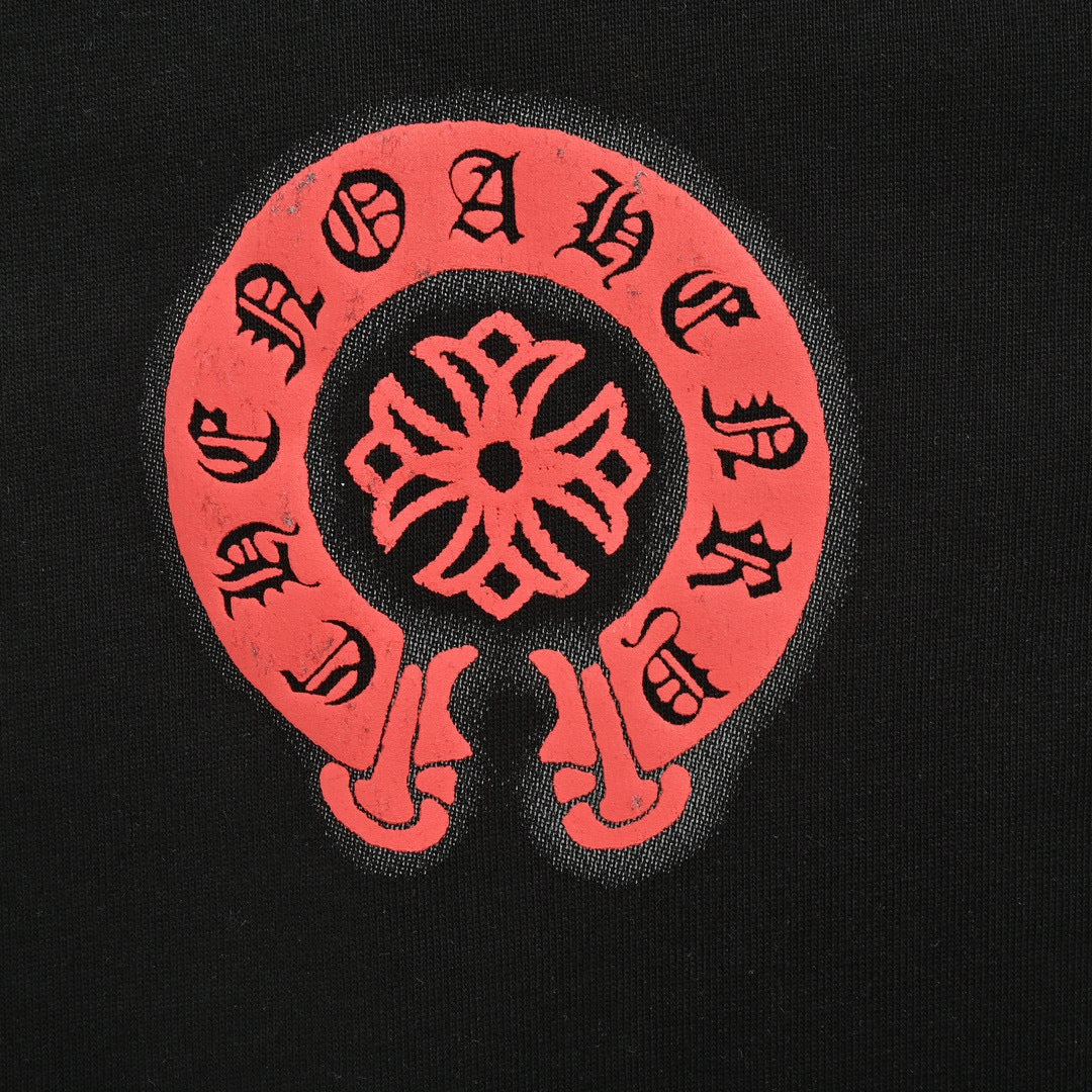 Camiseta Gucci con logo de manzana (negra)