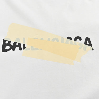 Camiseta Balenciaga con logo de cinta (blanca)