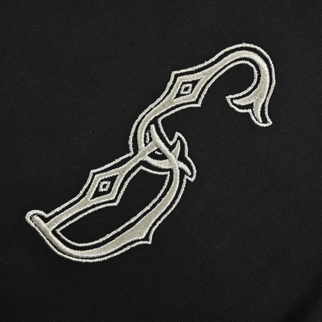 Camiseta Dior con logotipo CD bordado (negra)