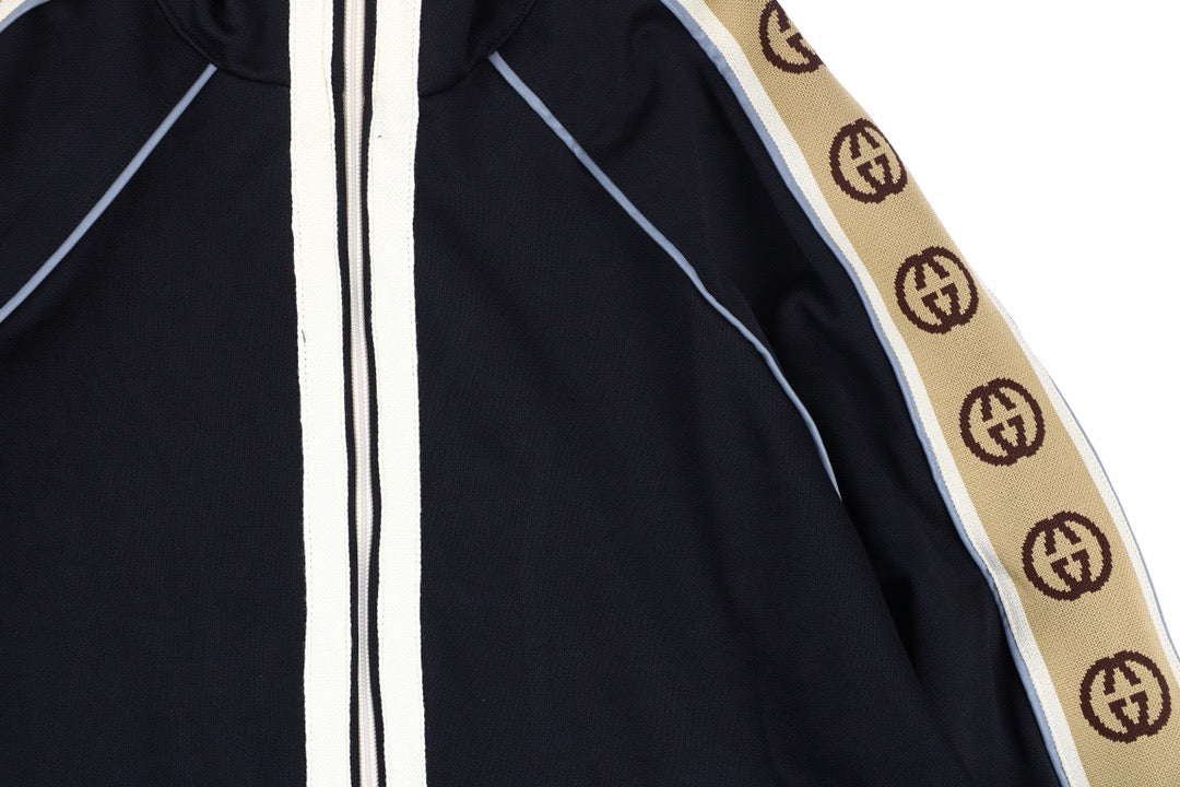 Chaqueta deportiva con rayas y logo GG de Gucci - Negra