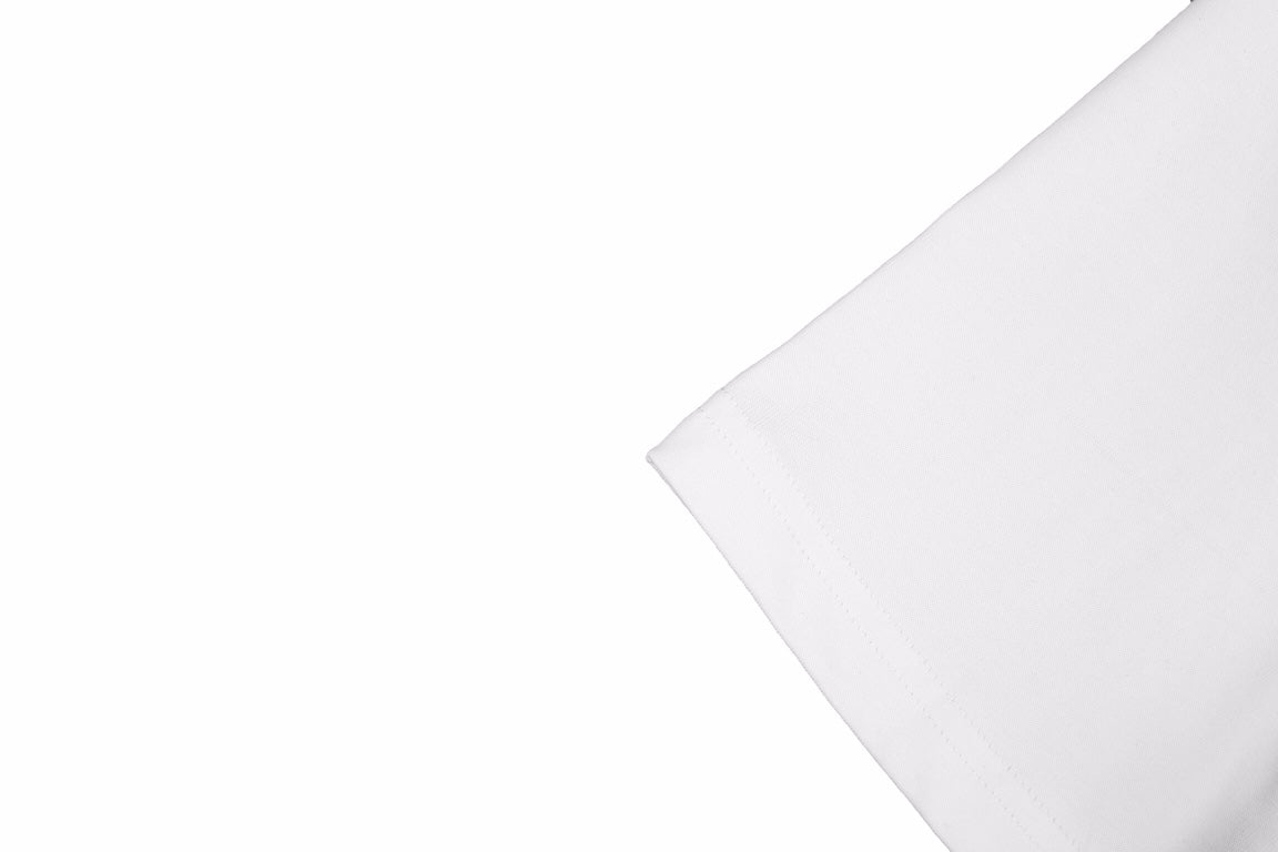 Camiseta blanca GUCCI x BALENCIAGA con logo de flor