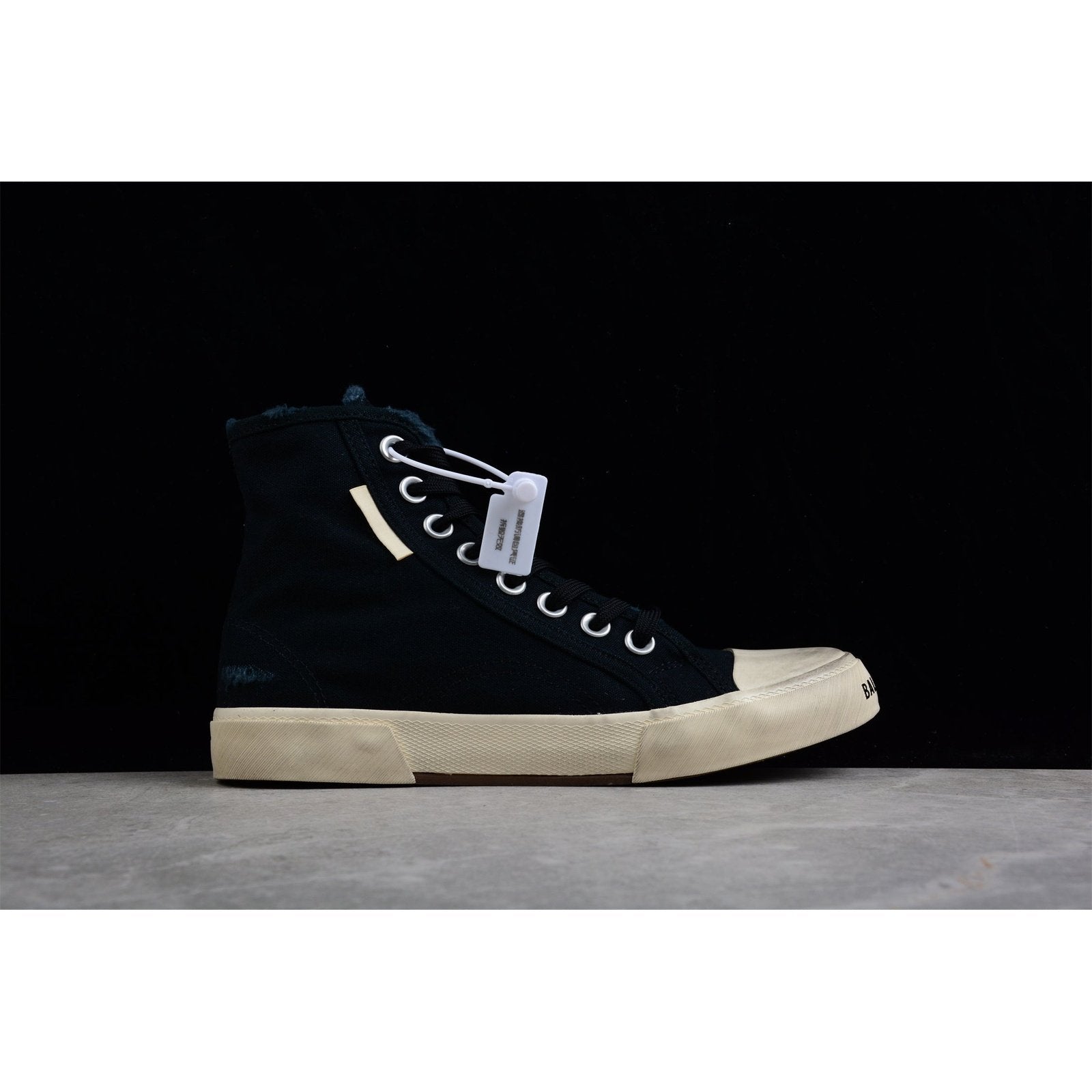 BALENCIAGA Paris High Vulc Destr - Sneakers - Black Unisex Streetwear Limited Edition - Introducing the BALENCIAGA Paris High Vulc Destr x Black, an avant-garde masterpiece blending high fashion