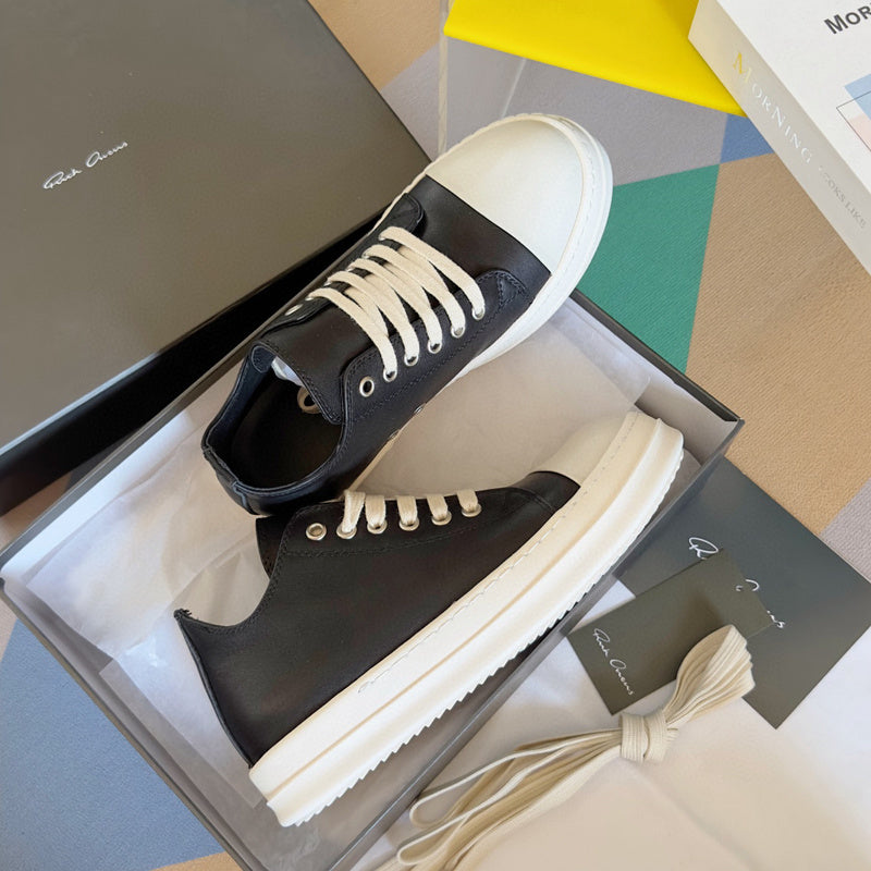 Rick Owens Low-top Sneakers - Black Unisex Streetwear Limited Edition - **Rick Owens Black Low-Top Sneakers: Avant-Garde Elegance and Comfort** Step into the future of fashion