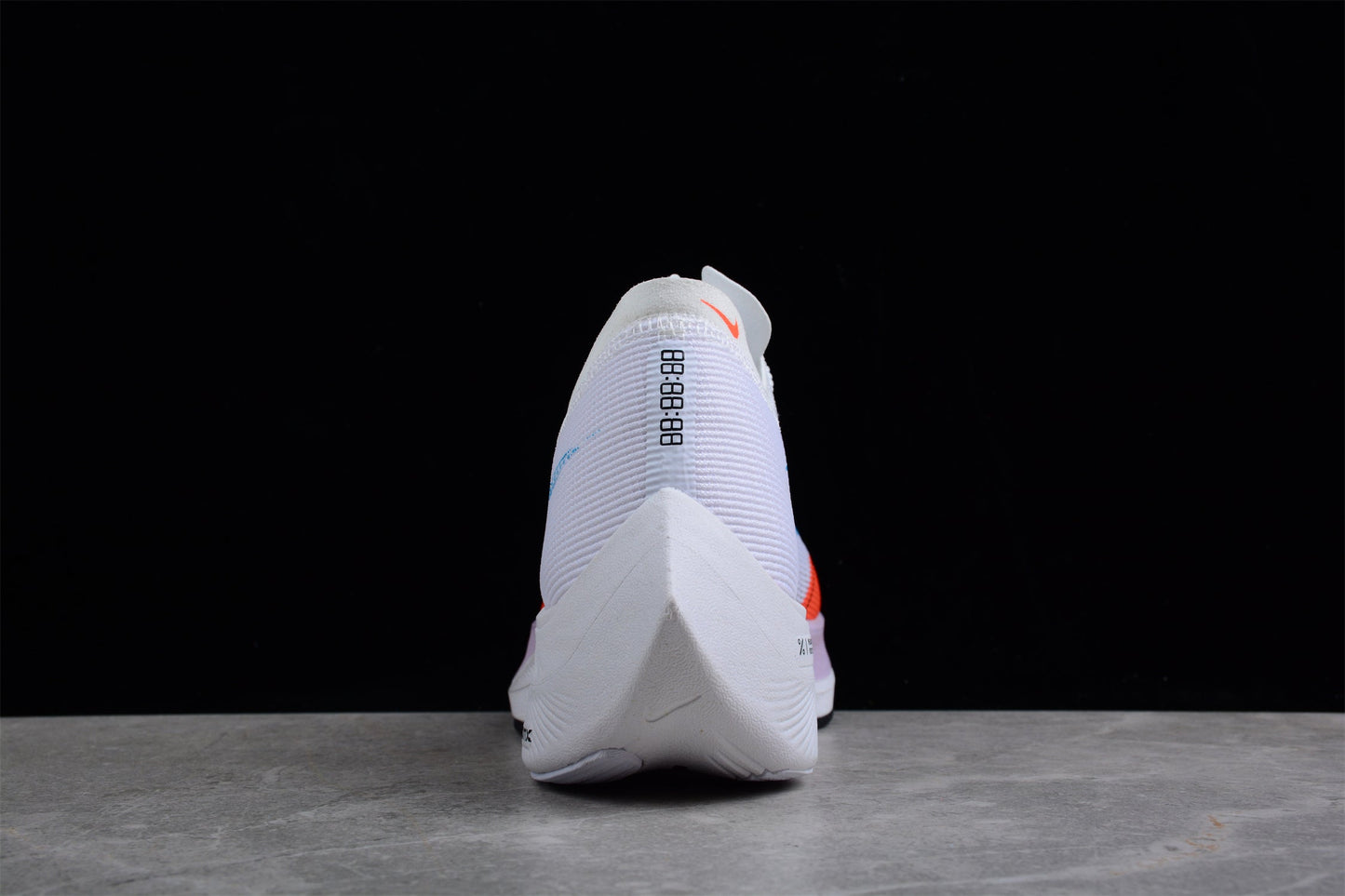 Zoom - Vaporfly Ne - T% 2 And Orange - White Unisex Streetwear Limited Edition - The Nike ZoomX Vaporfly NEXT% 2 is a high-performance running shoe designed for elite runners.