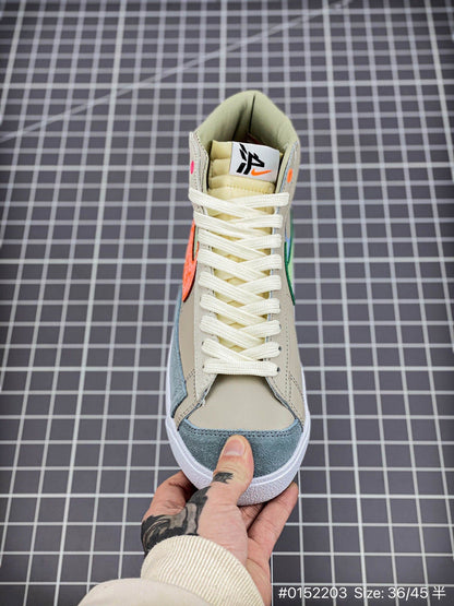 Nike Blazer1977 'hu - White Unisex Streetwear Limited Edition - The Nike Blazer 1977 'H ' Reflective Crackle Print in Beige Grey is a stylish nod
