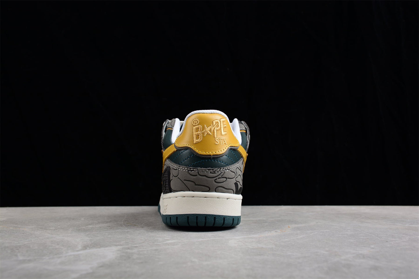 BAPE Sta Low-top Sneakers In And Yellow - Green Unisex Streetwear Limited Edition - **BAPE STA Low-Top Sneakers in Green and Yellow** Step into a world of vibrant style