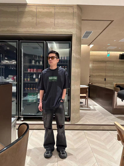 Camiseta Balenciaga - Estampado Berlín