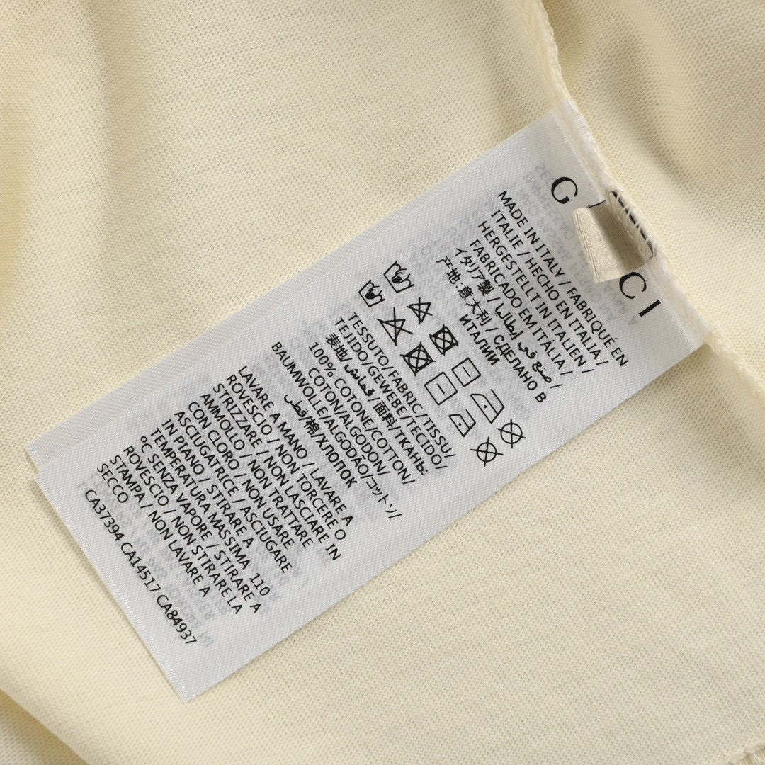 Camiseta blanca Gucci con estampado de dragón