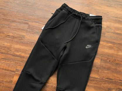 NIKE Tech Fleece Pants - - Black Unisex Streetwear Limited Edition
