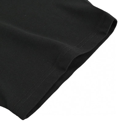 Camiseta negra con gráfico de snowboarder de Gucci.