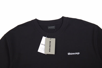 CAMISETA MINIMALISTA NEGRA DE BALENCIAGA
