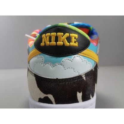 NIKE Sb Dunk Low - Ben & Jerry's Chunky Dunky - Red Unisex Streetwear Limited Edition